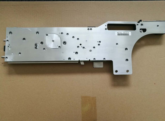 อิเล็กทริก SMT เครื่องอาหาร 24MM W24 AA84328 32MM W32 AA84426